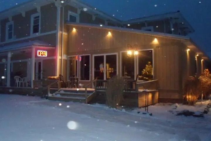 Exterior of WATERWAYS GOLF RESORT