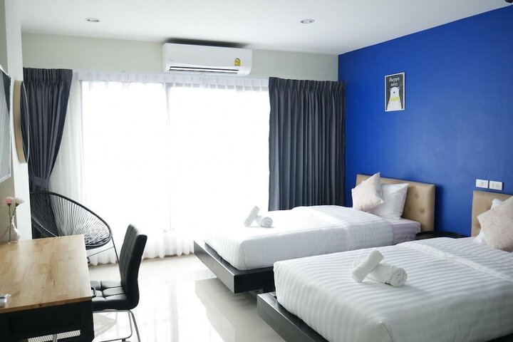 Room 15 of 51