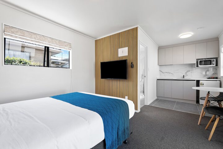 Room 31 of 43