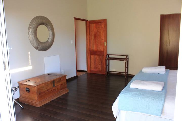Room 6 of 41