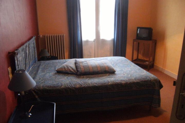 Room 18 of 53