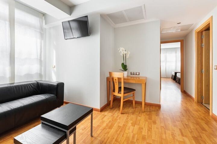 Room 15 of 90