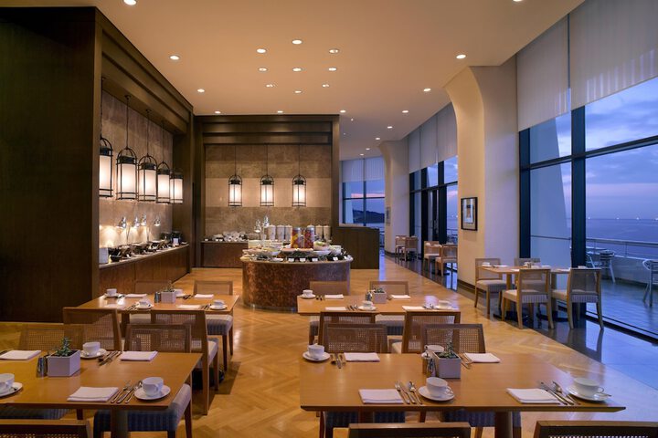 Dining 20 of 91