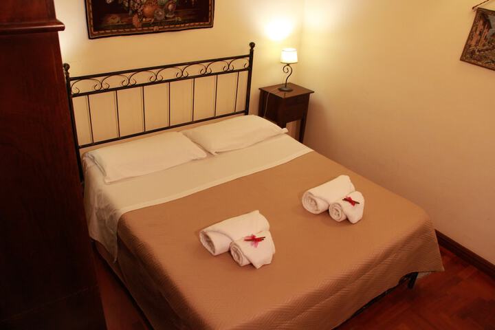 Room 15 of 40