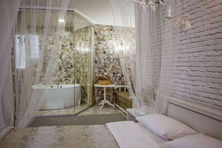 Room 21 of 67