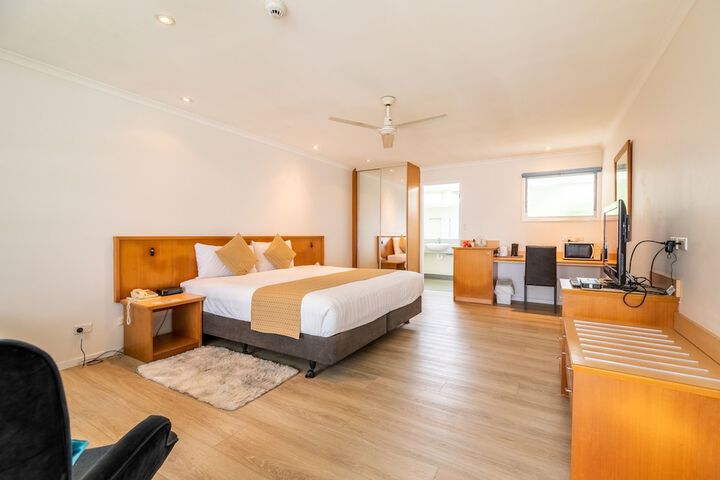 Room 14 of 81