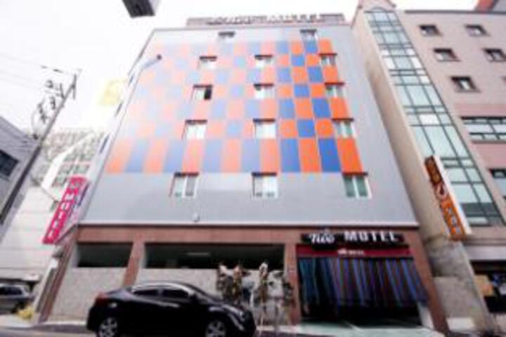 Hotel 2 of 21