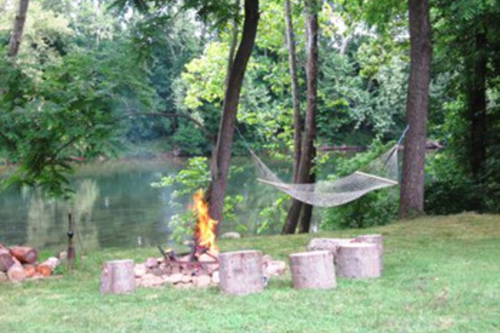 Riverside_retreat