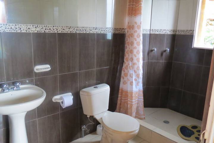 Room 7 of 11