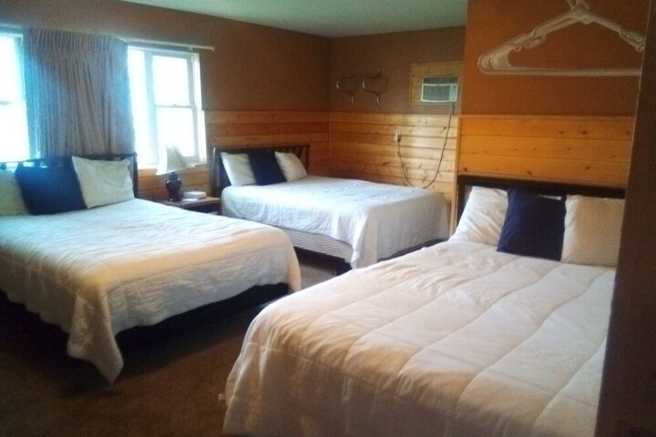 Room 8 of 45