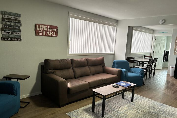 Room 13 of 30
