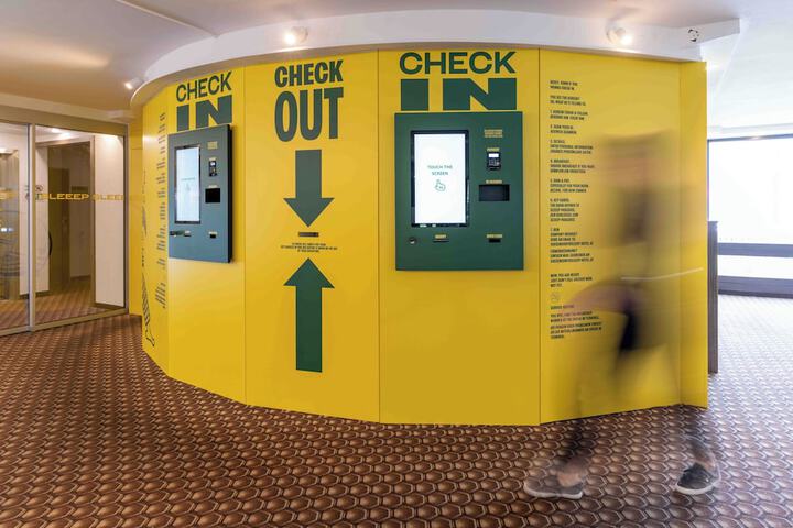 Check-in/check-out kiosk