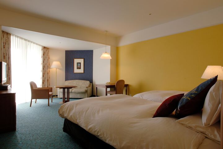 Room 21 of 145