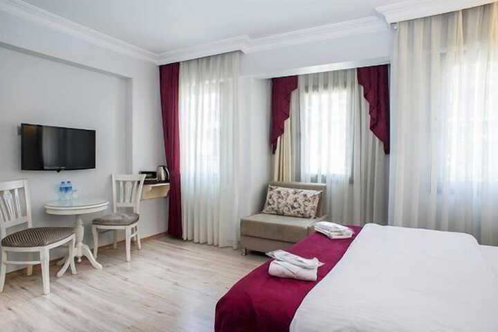 Room 34 of 66