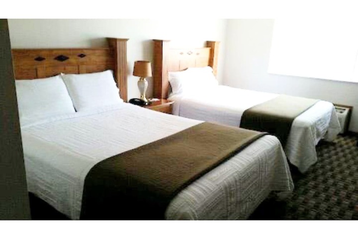 Room 15 of 27