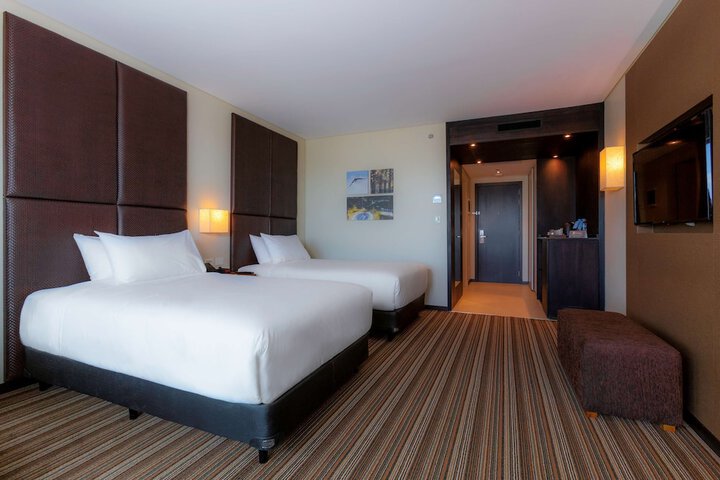 Room 8 of 49
