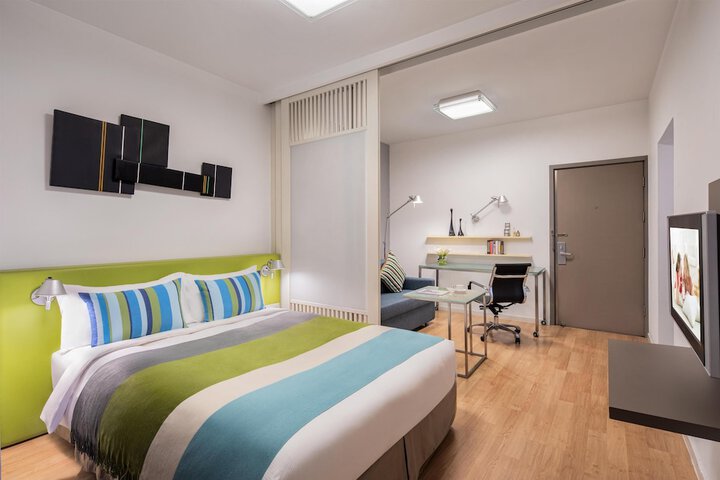 Room 14 of 45