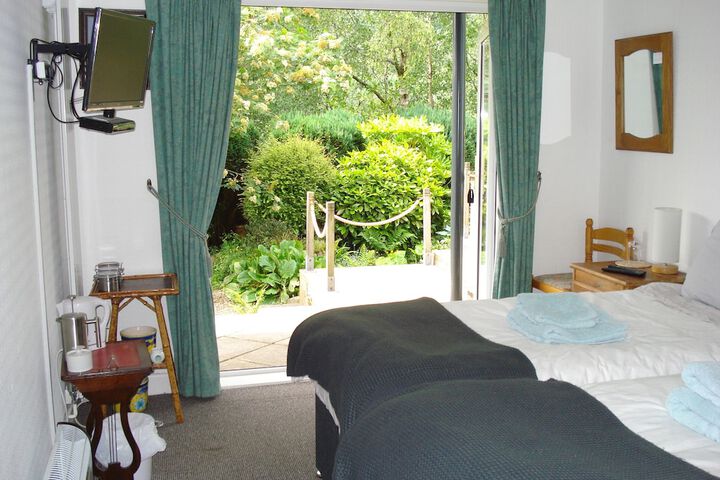 Room 2 of 12