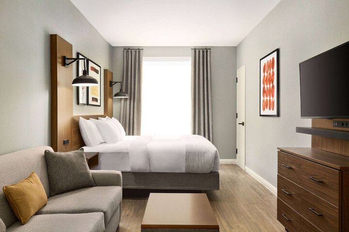 Room 19 of 43