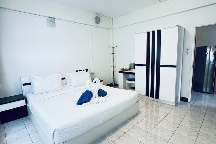 Room 55 of 91