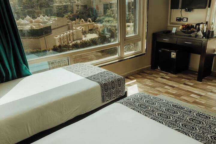 Room 40 of 84
