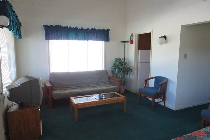 Room 25 of 32
