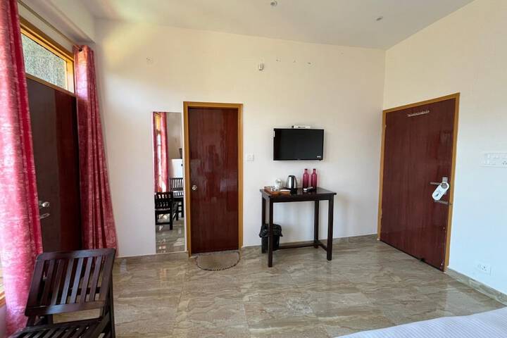 Room 10 of 21