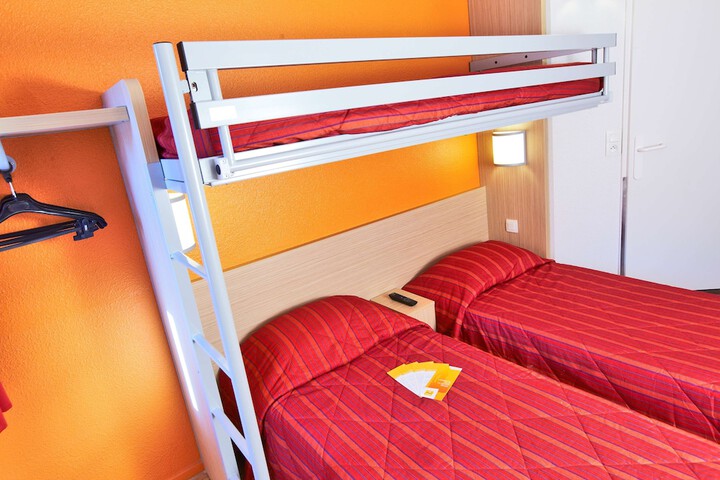 Room 5 of 21