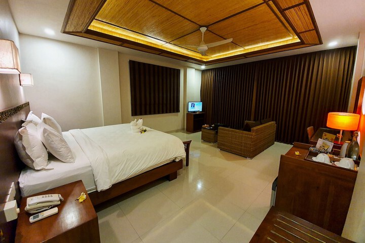 Room 20 of 106