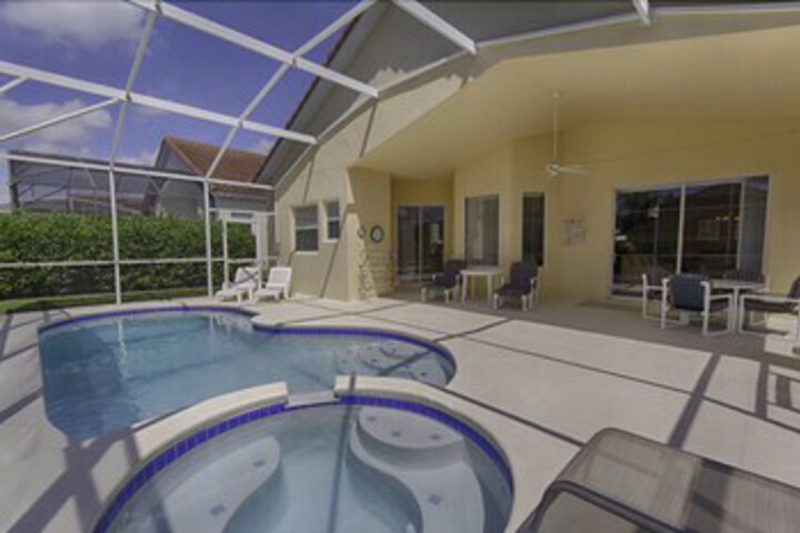 Pool 7 of 18