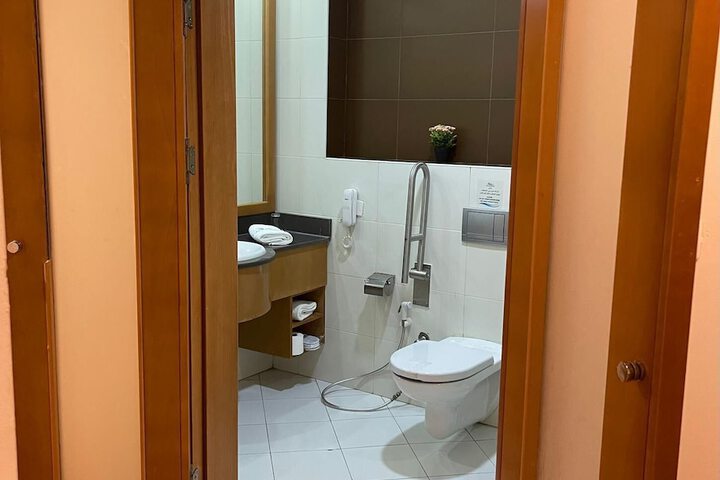 Room 30 of 56
