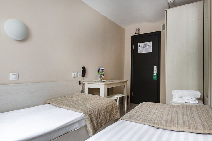 Room 19 of 68