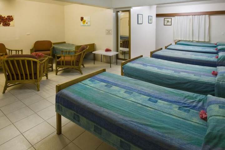 Room 7 of 42