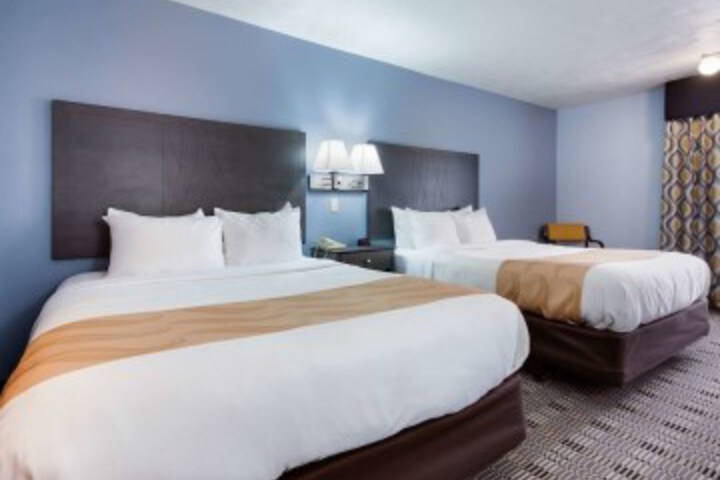 Room 16 of 38
