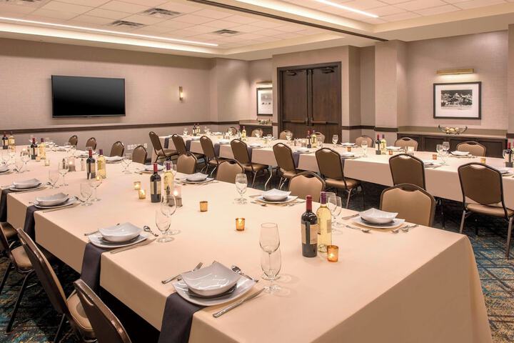Meeting facility