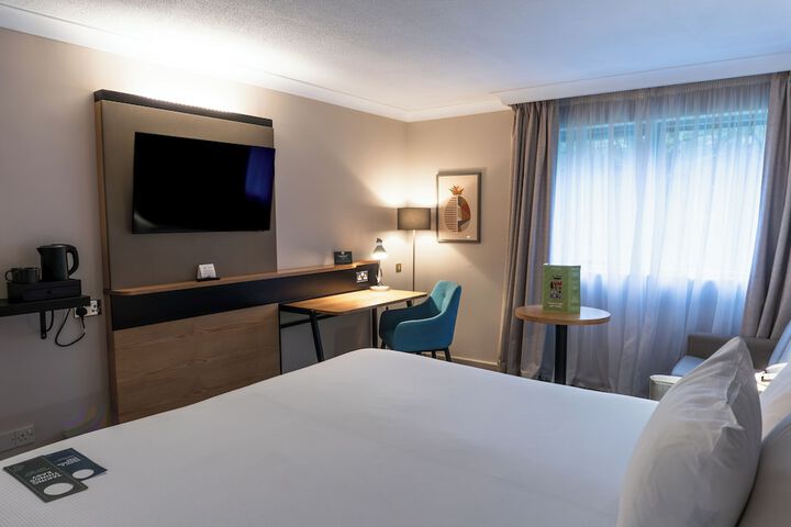 Room 47 of 190