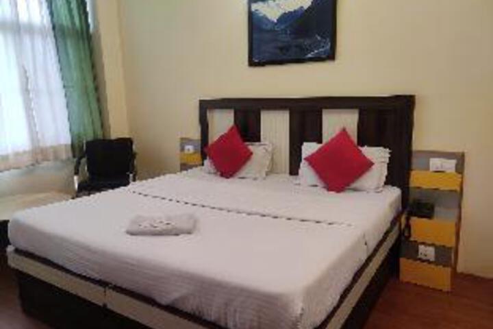 Room 19 of 44
