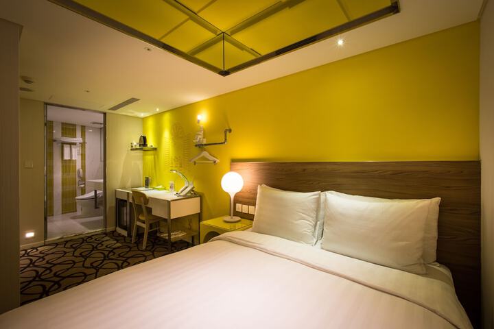 Room 124 of 171
