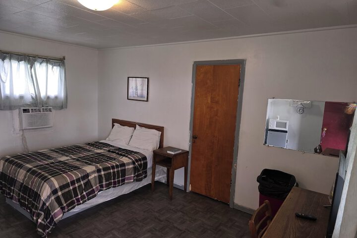 Room 11 of 87