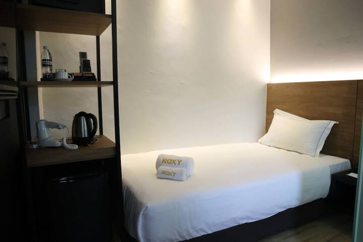 Room 9 of 44