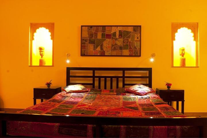 Room 3 of 36