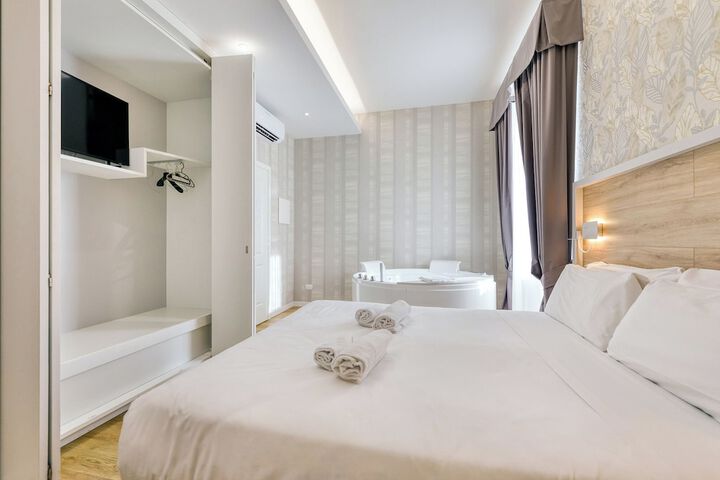 Room 15 of 58