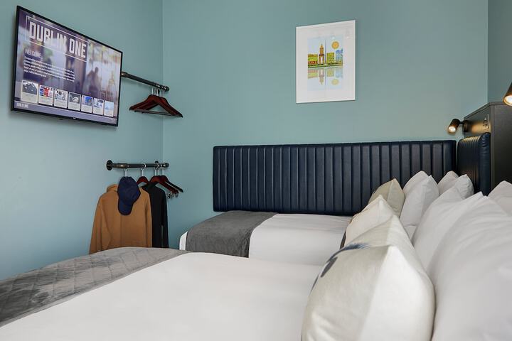 Room 15 of 21