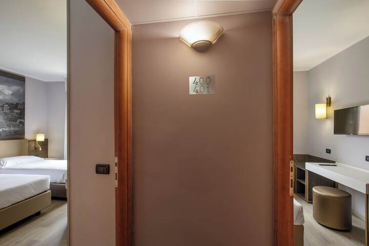 Room 36 of 70