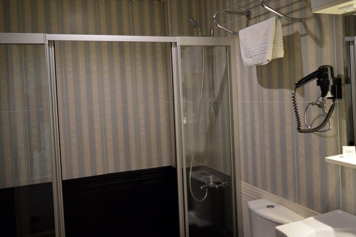 Bath Photo