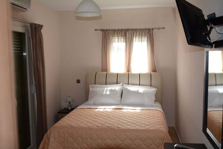 Room 4 of 59