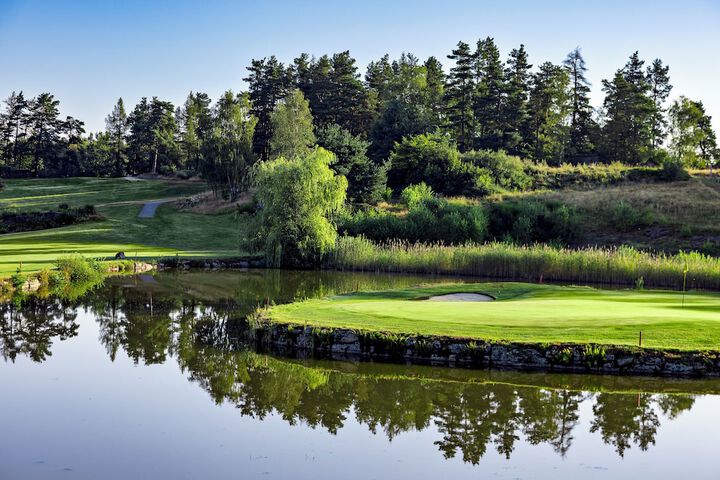 Golf 27 of 32