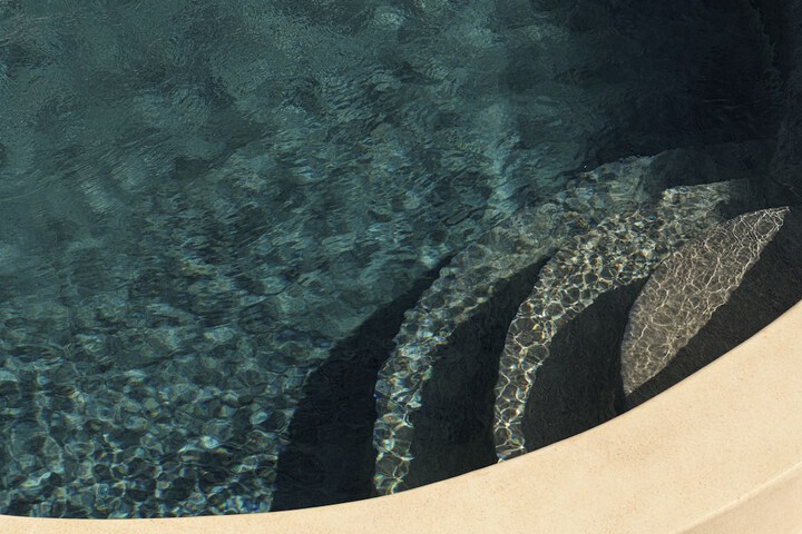 Pool 121 of 252