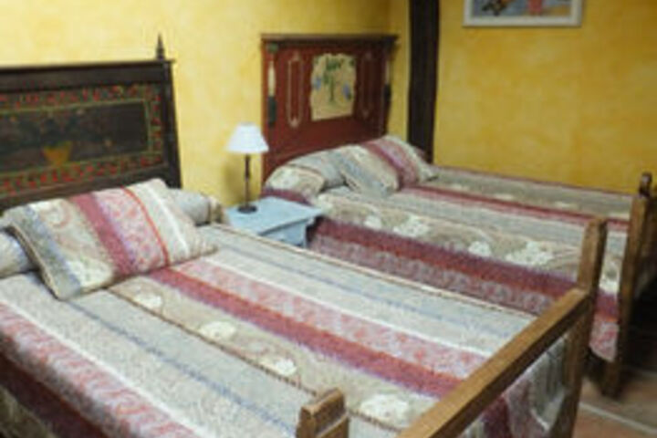 Room 13 of 21