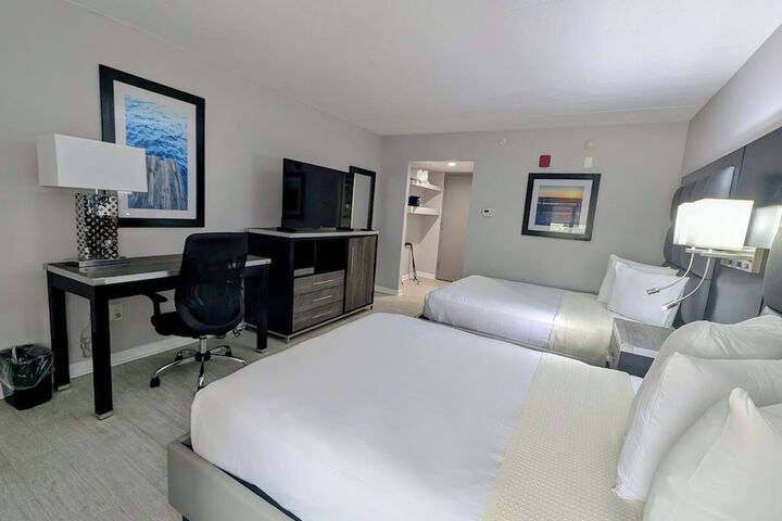 Room 18 of 31